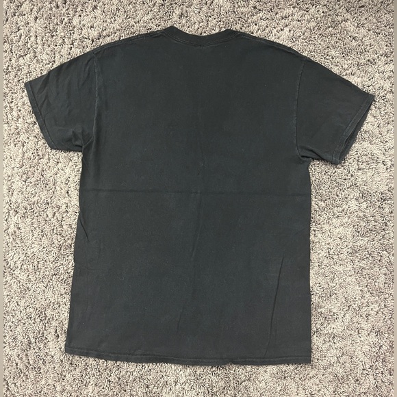 Post Malone Stoney 2017 Tour Black TShirt Size Medium Gildan Graphic Tee Neon - Picture 4 of 6